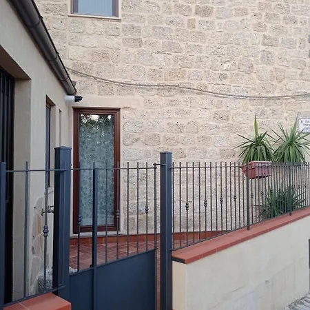Casa Vacanze Borgo Gulini Da Anna Petralia Soprana Exterior photo